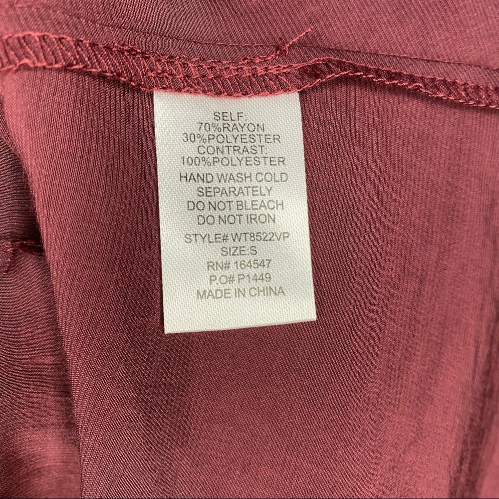 Flawless Maroon V-Neck Tank Top w/ Lace Straps - Picture 6 of 6
